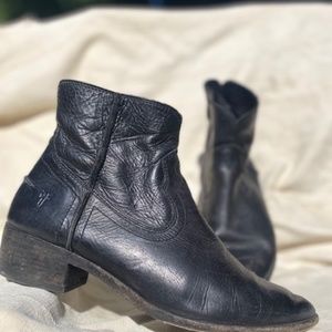 Frye Black Ray Seam Short Boots